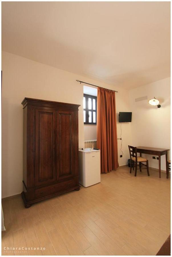 Antico Casale Bed & Breakfast Gioiosa Marea Exterior photo