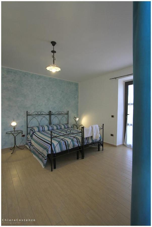 Antico Casale Bed & Breakfast Gioiosa Marea Exterior photo
