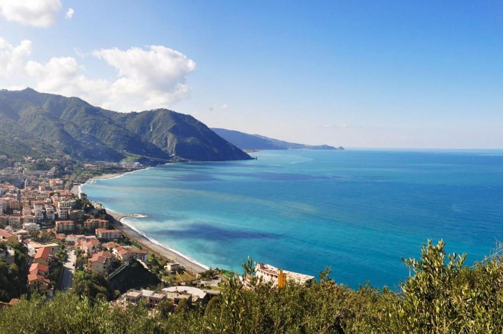 Antico Casale Bed & Breakfast Gioiosa Marea Exterior photo